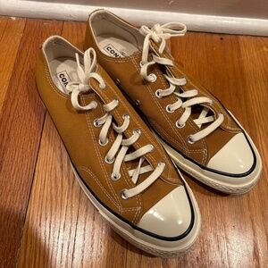 Women's Converse All Stars Women's 9.5 Brown